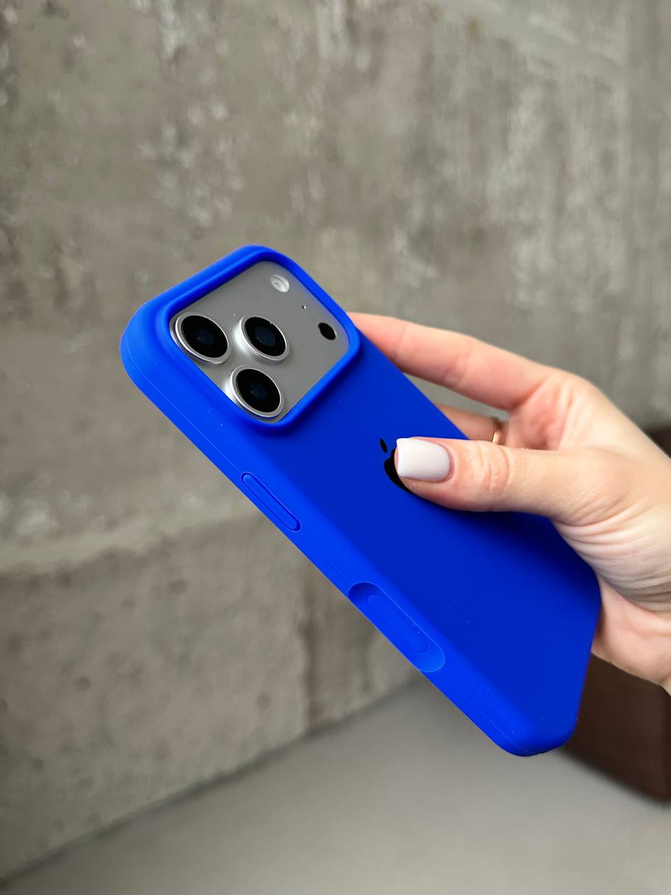 Чохол Silicone case з відкритою камерою на iPhone 17 Pro Max Electric Blue (29)