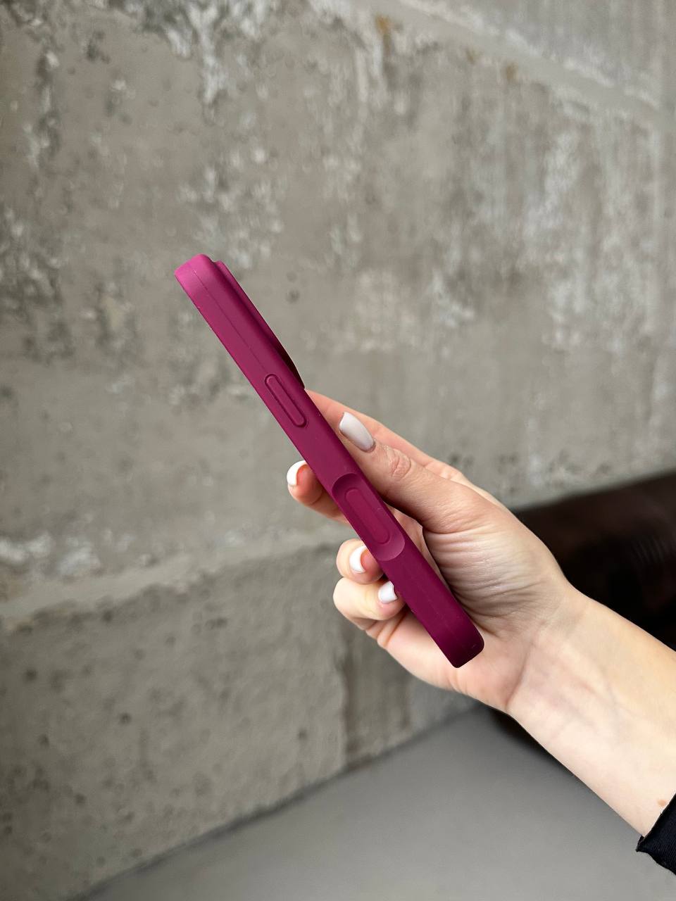 Чохол Silicone case з відкритою камерою на iPhone 17 Pro Max Marsala (18)