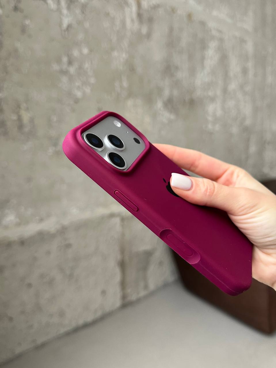 Чохол Silicone case з відкритою камерою на iPhone 17 Pro Max Marsala (18)