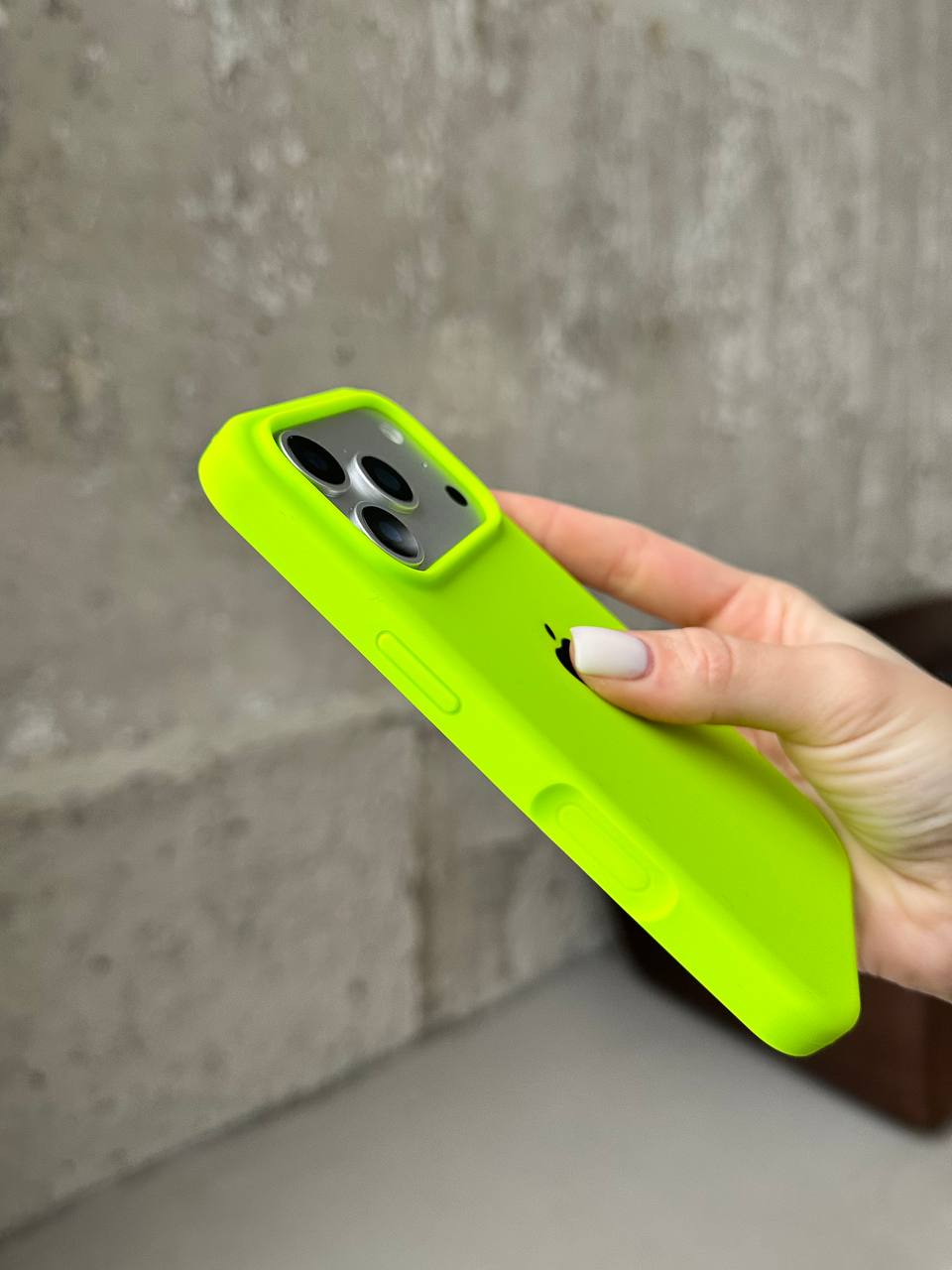 Чохол Silicone case з відкритою камерою на iPhone 17 Pro Max Shiny Green (34)