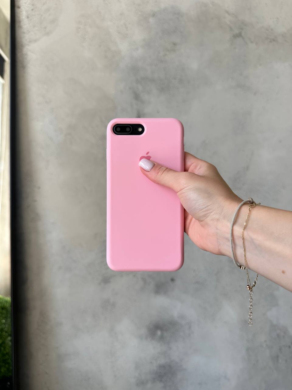Чехол Silicone case с открытой камерой на iPhone 7+ / 8+ Baby Pink (06)