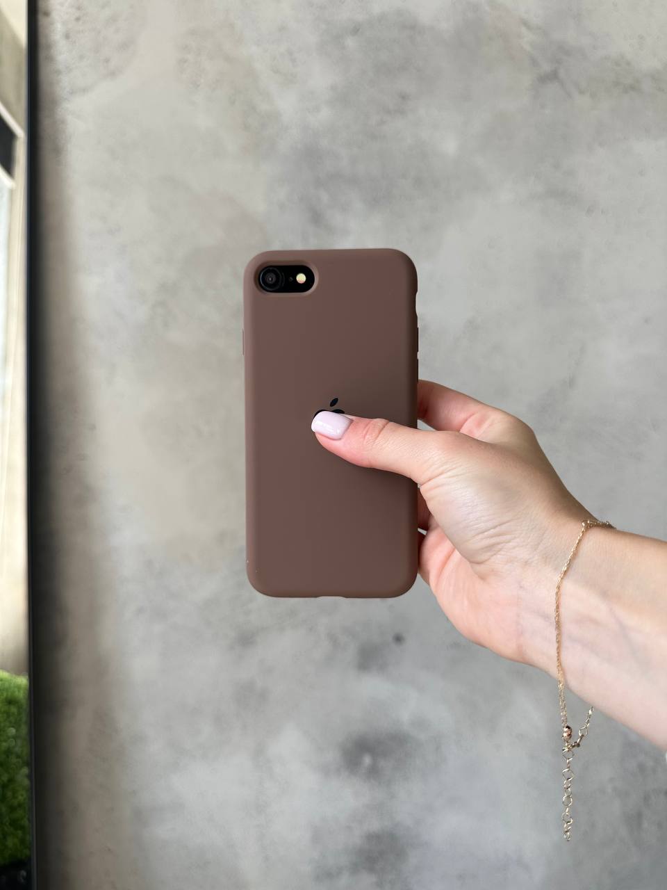 Чехол Silicone case с открытой камерой на iPhone 7 / 8 Chocolate (43)