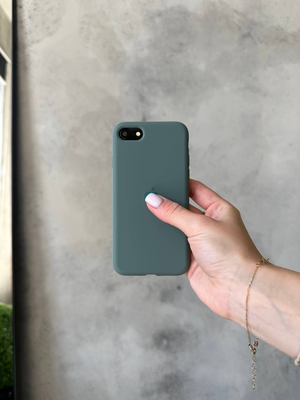 Чохол Silicone case з відкритою камерою на iPhone SE 2020 / 2022 Pine Green (36)