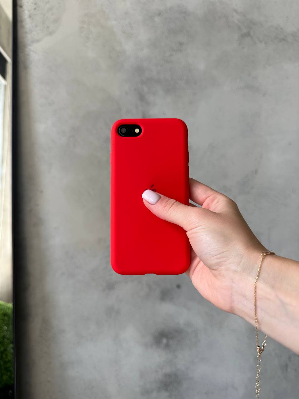Чохол Silicone case з відкритою камерою на iPhone SE 2020 / 2022 Red (04)