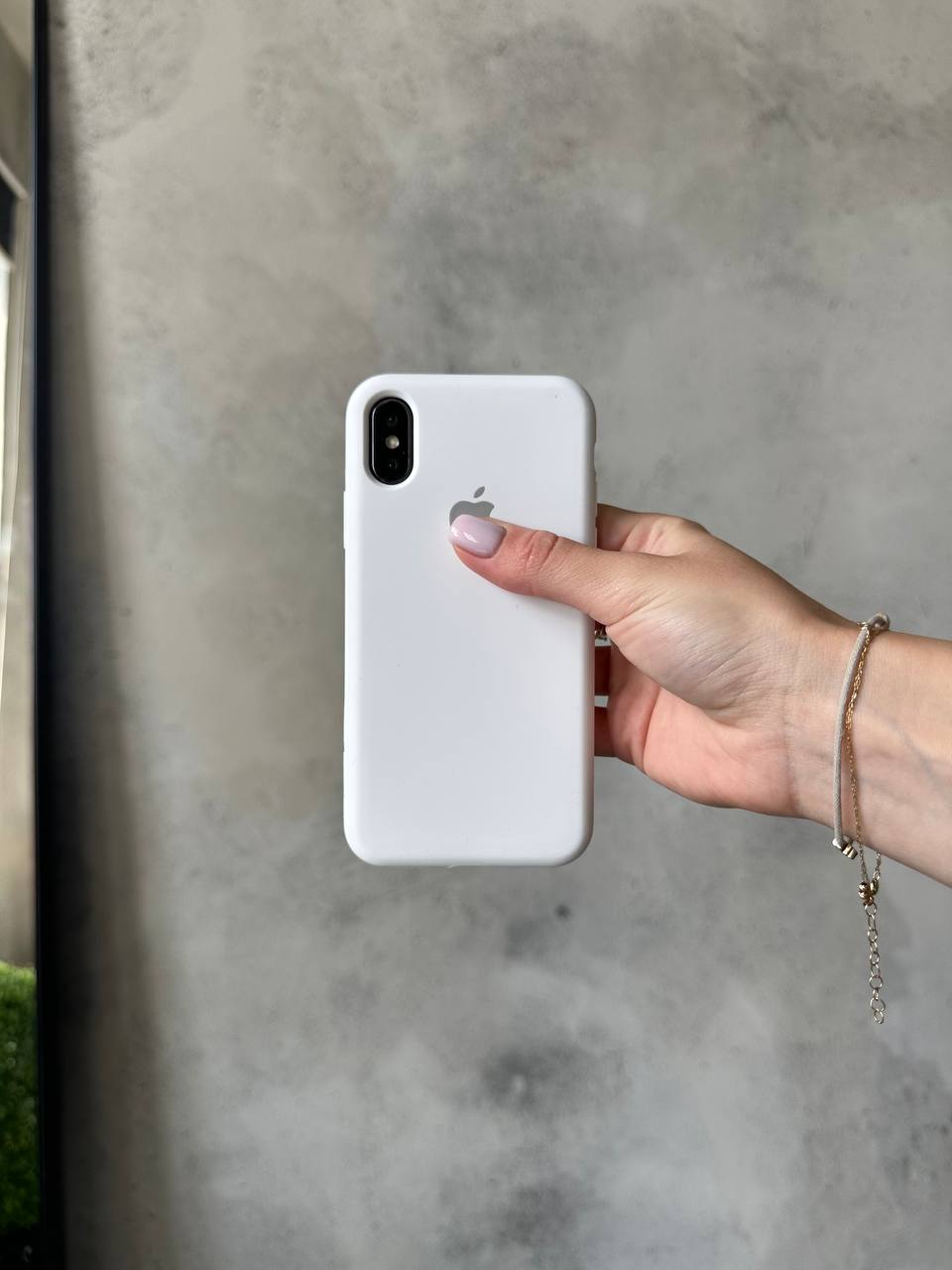 Чехол Silicone case с открытой камерой на iPhone X/XS White (03)
