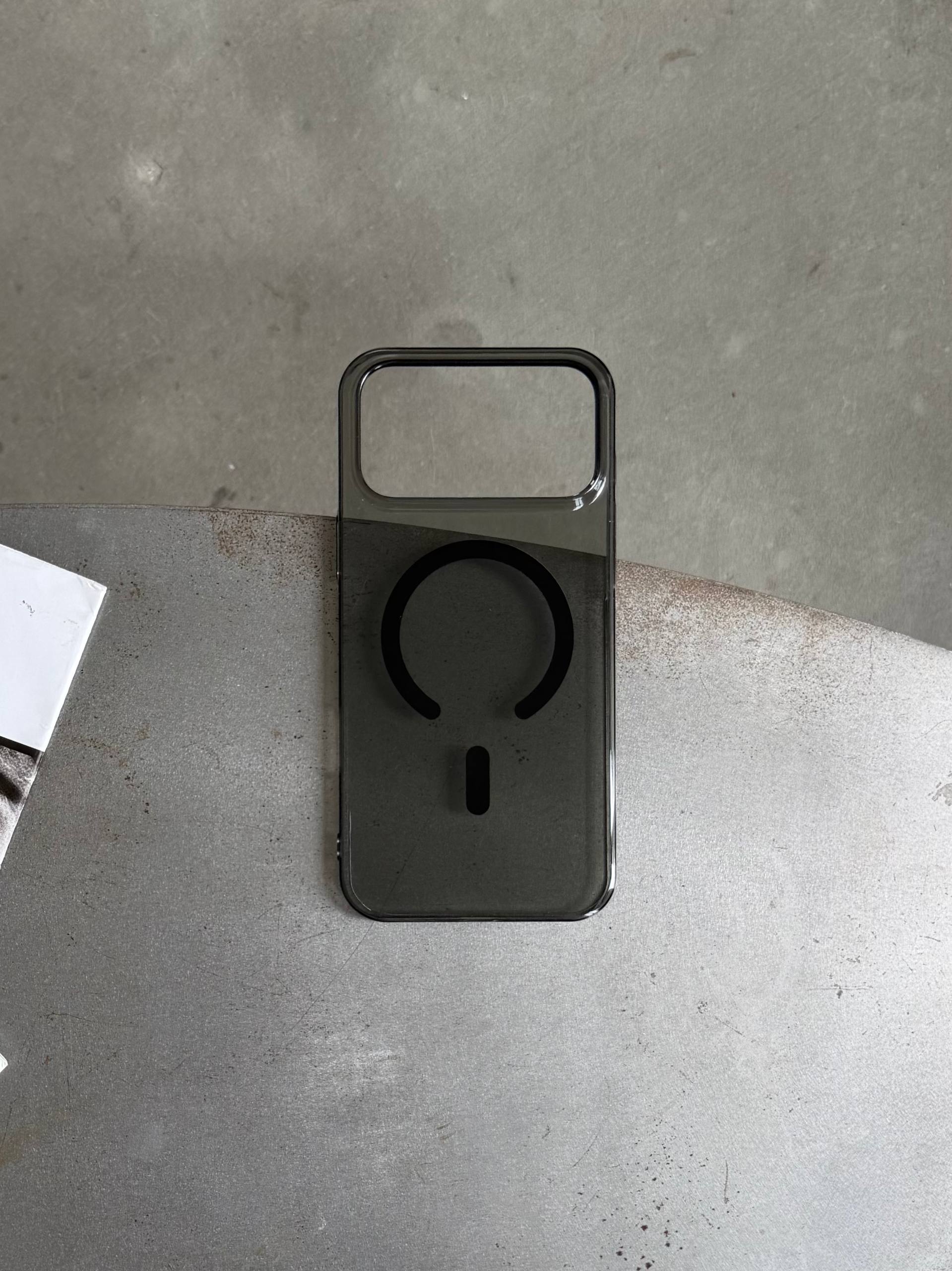Чехол прозрачный Crystal case с Magsafe на iPhone 17 Pro Black