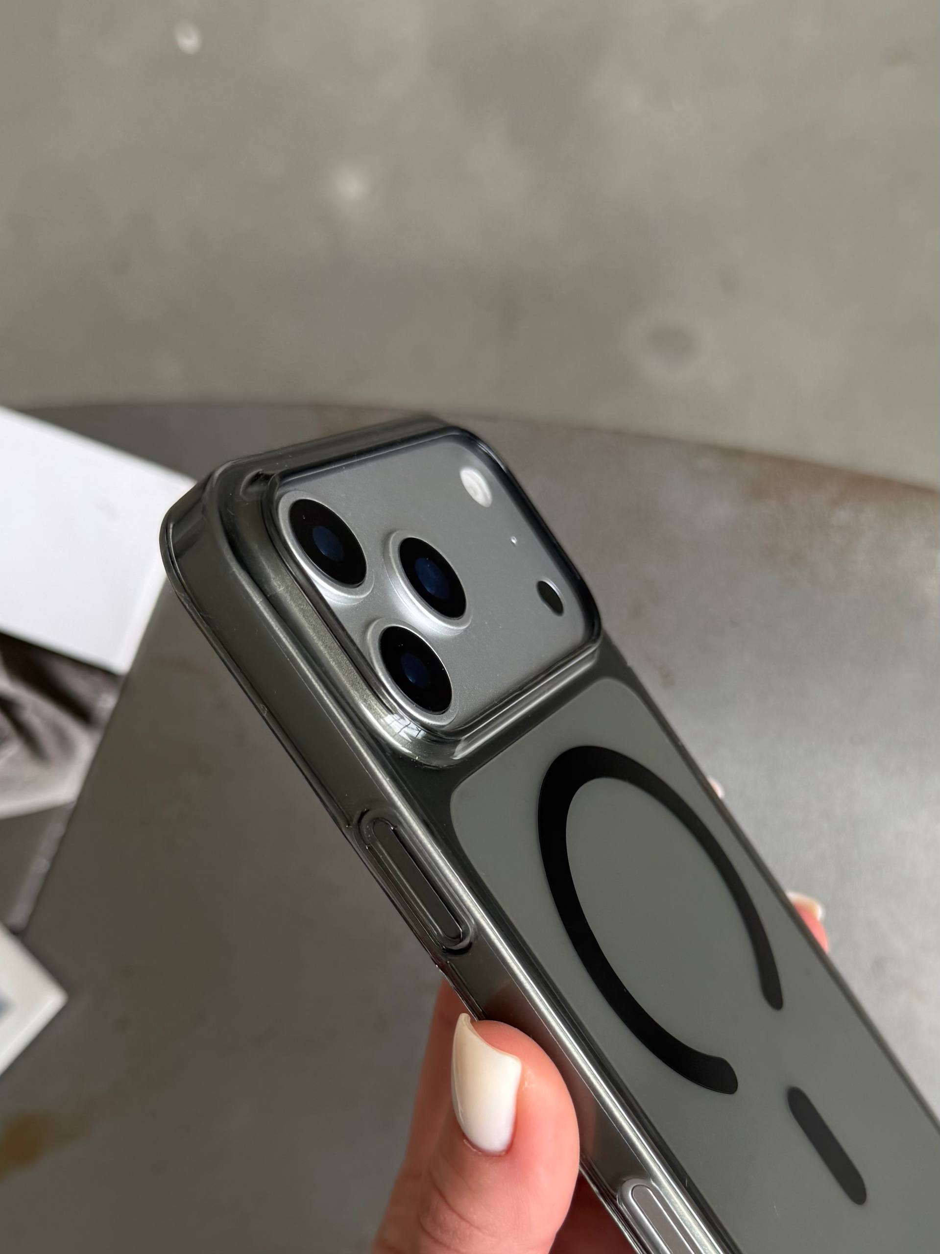 Чехол прозрачный Crystal case с Magsafe на iPhone 17 Pro Black