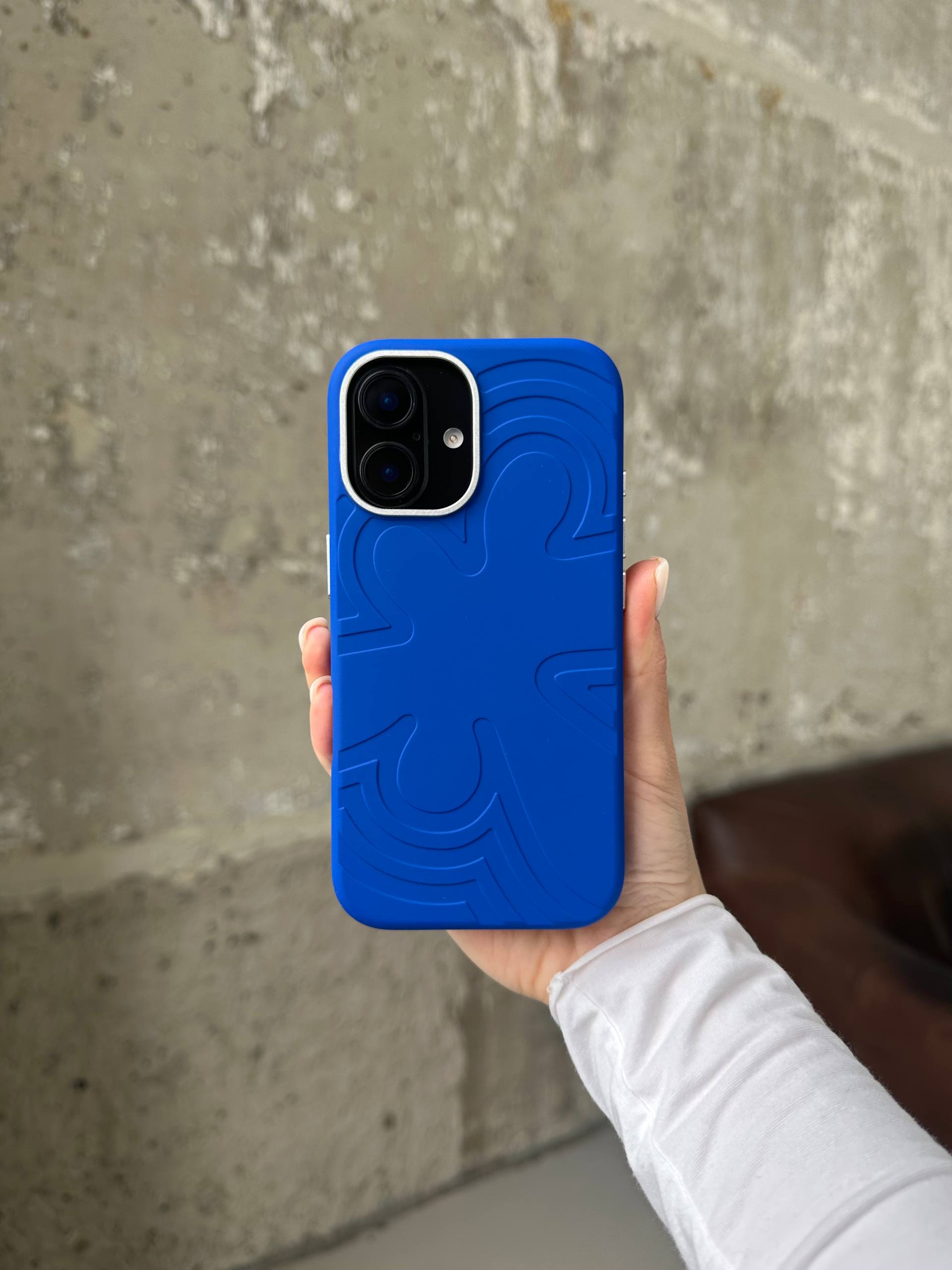 Чохол Flower Silicone Case з Magsafe на iPhone 16 Electric Blue (03)