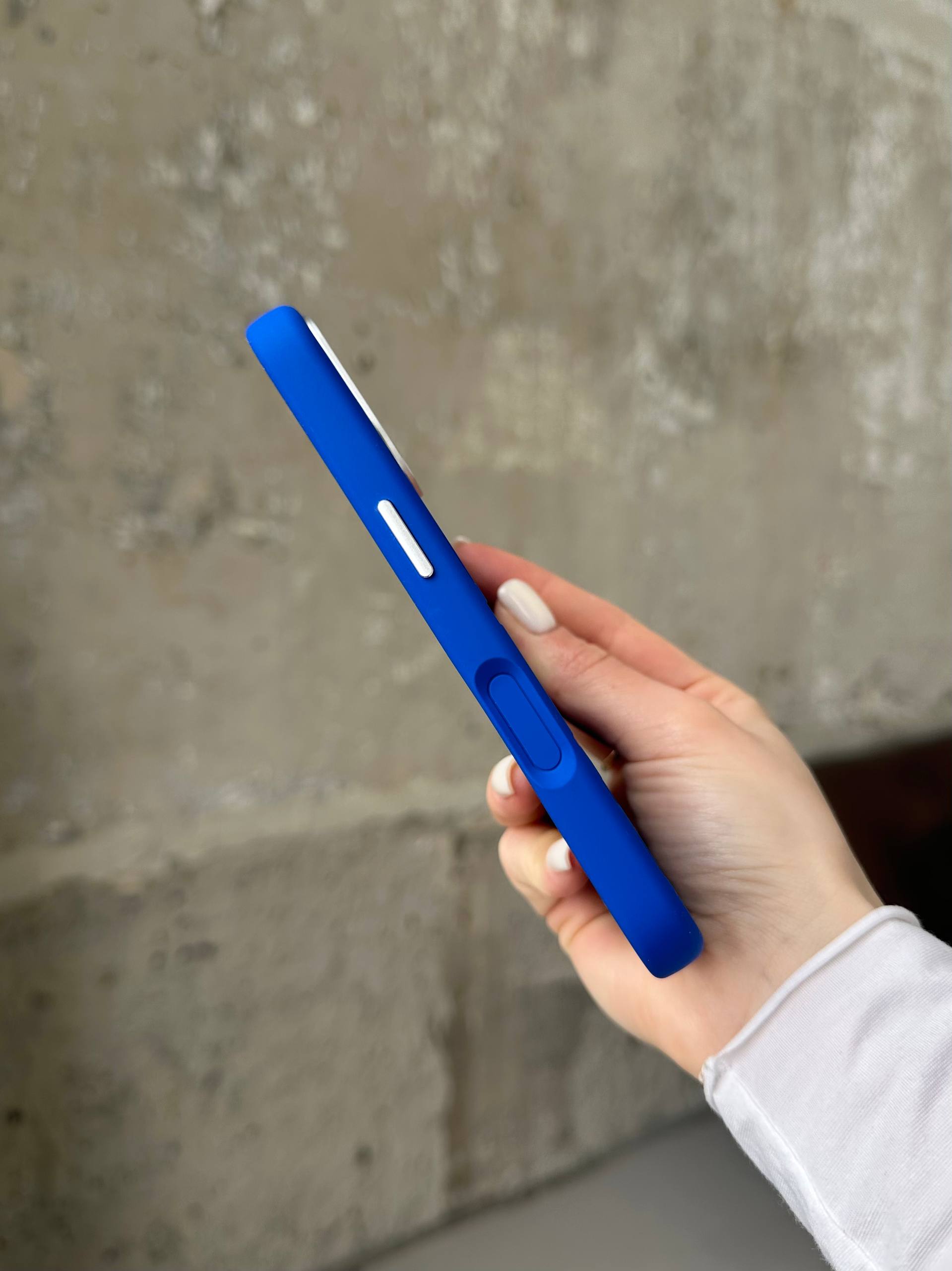 Чохол Flower Silicone Case з Magsafe на iPhone 16 Electric Blue (03)
