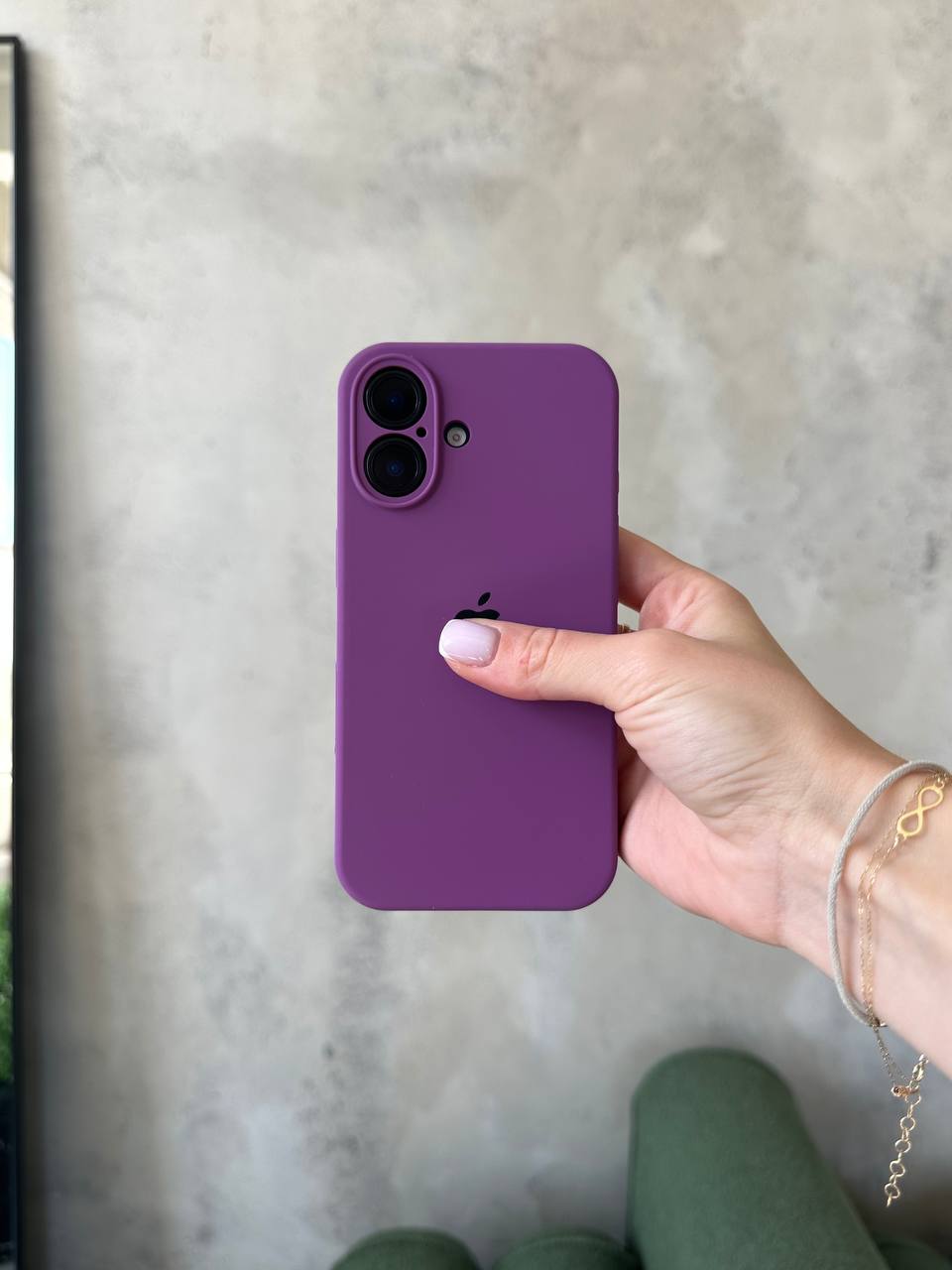 Чохол Silicone case із закритою камерою на iPhone 17 Grape #19