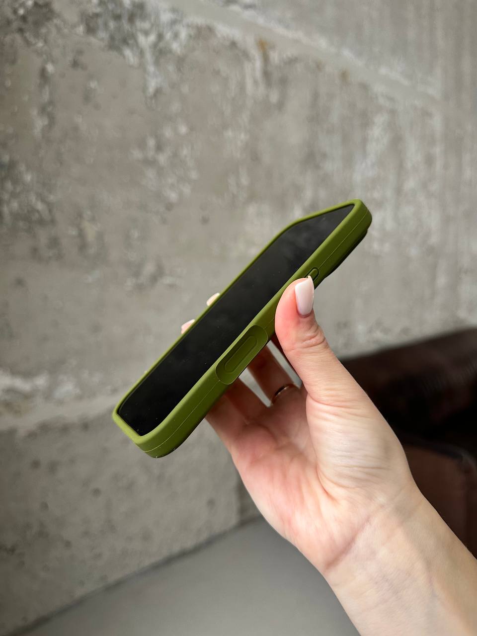 Чохол Silicone case із закритою камерою на iPhone 17 Army Green #29