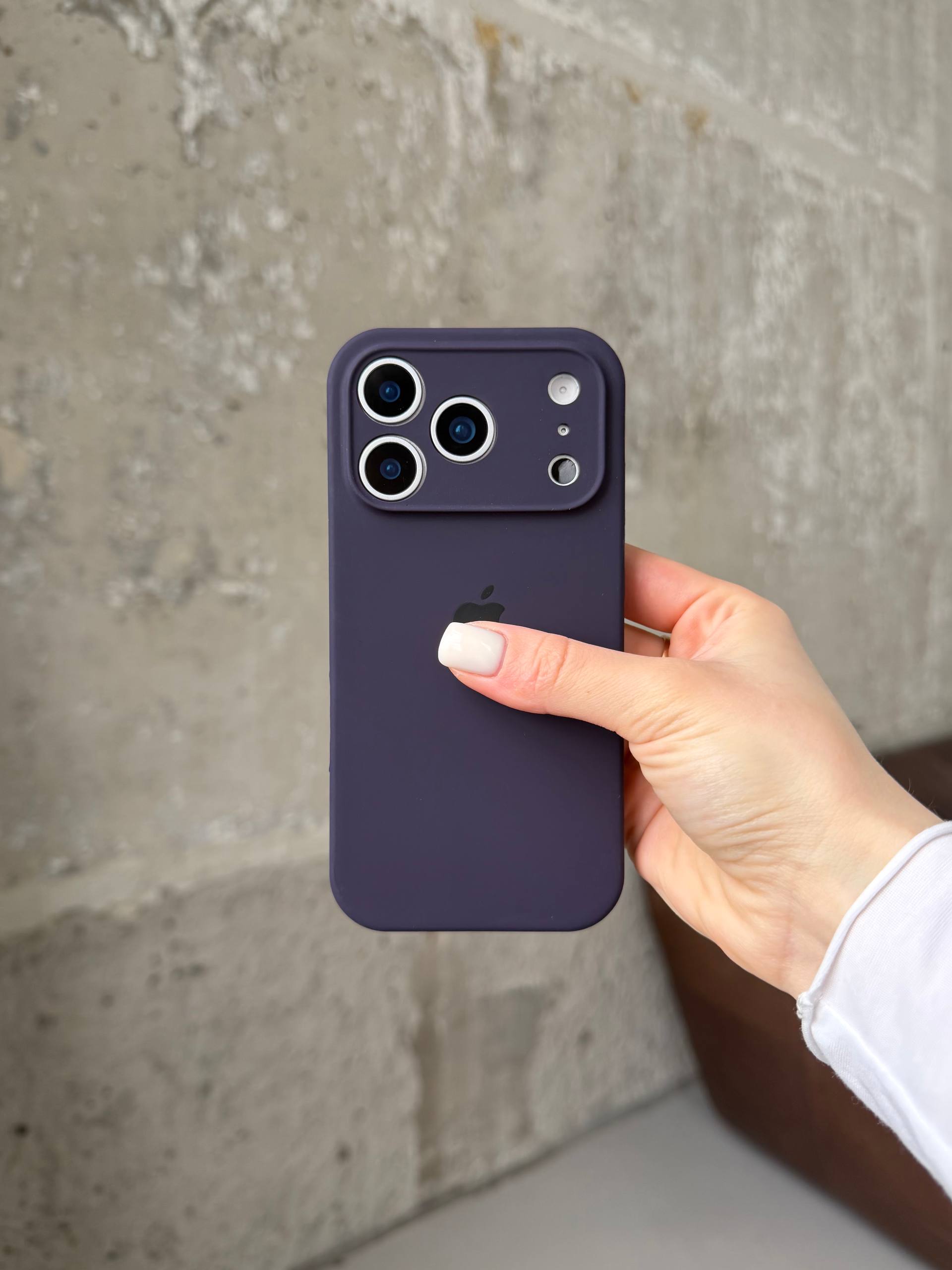 Чохол Silicone case із закритою камерою на iPhone 17 Pro Elderberry #59