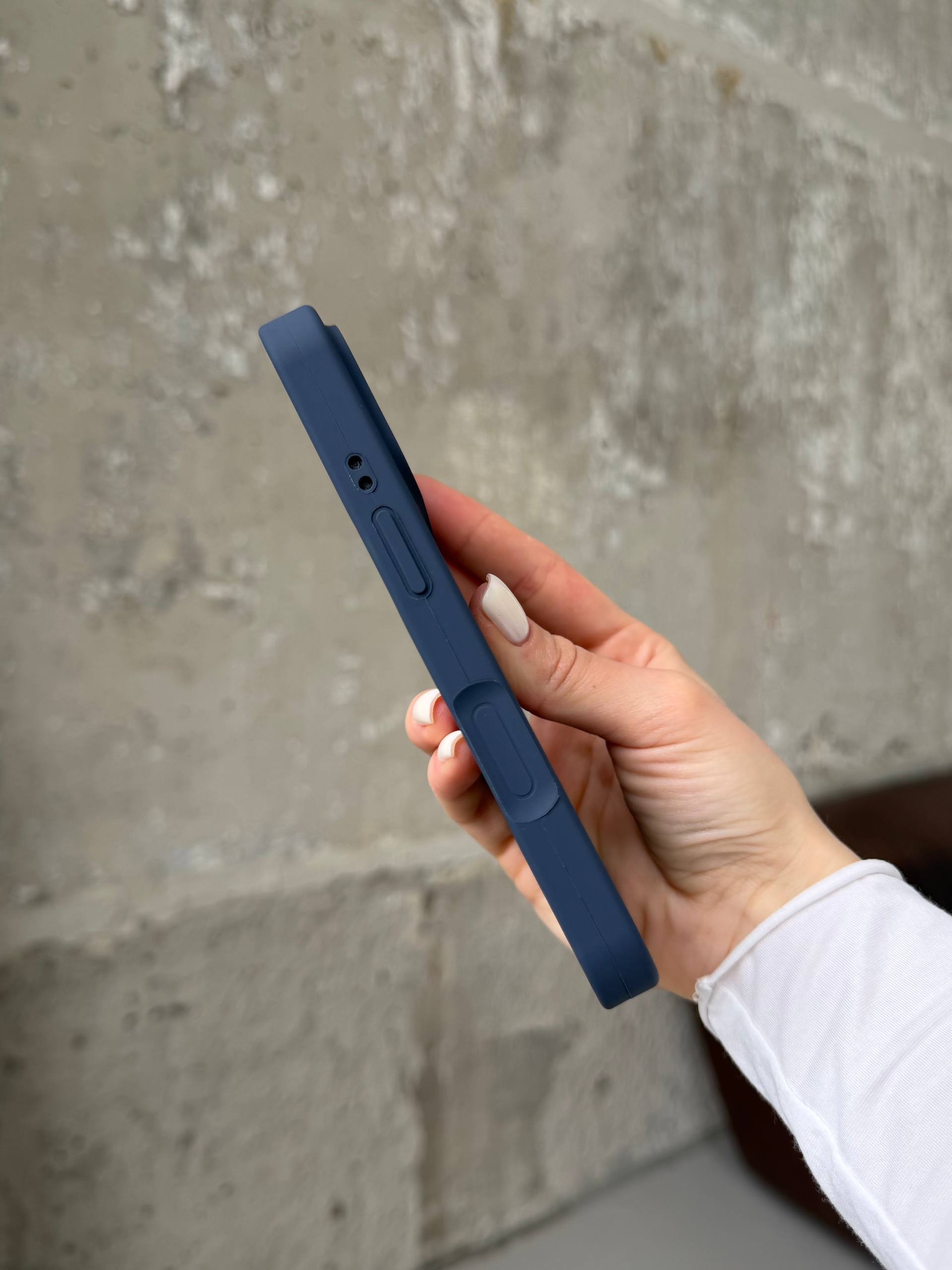 Чехол Silicone case с закрытой камерой на iPhone 17 Pro Midnight Blue #07