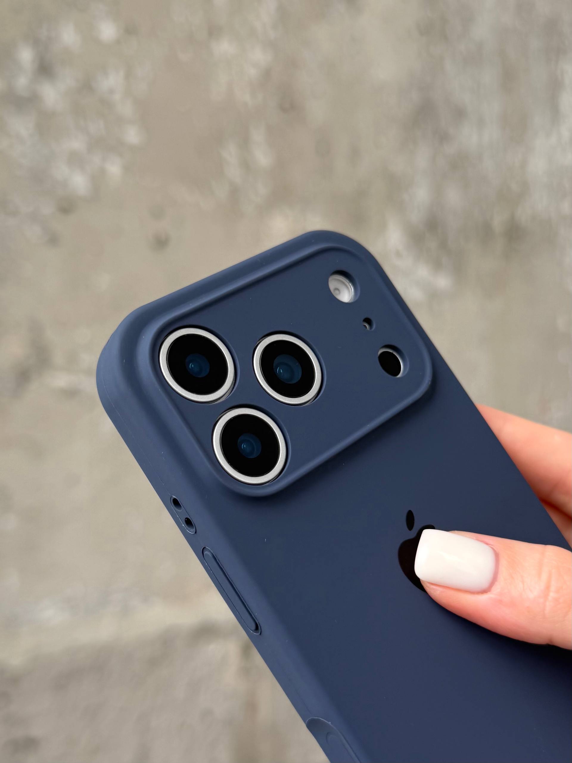 Чехол Silicone case с закрытой камерой на iPhone 17 Pro Midnight Blue #07