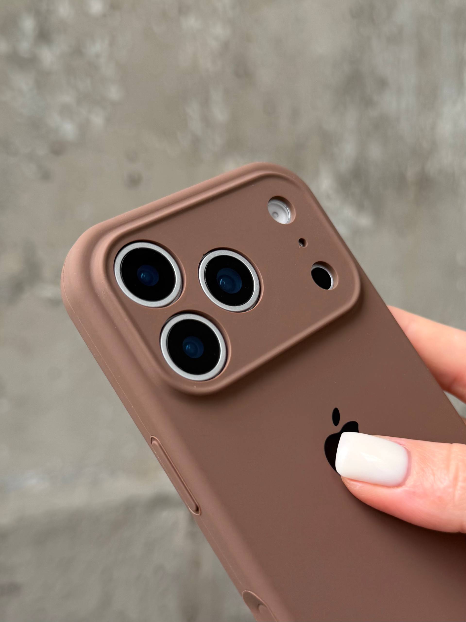 Чохол Silicone case із закритою камерою на iPhone 17 Pro Chocolate #63