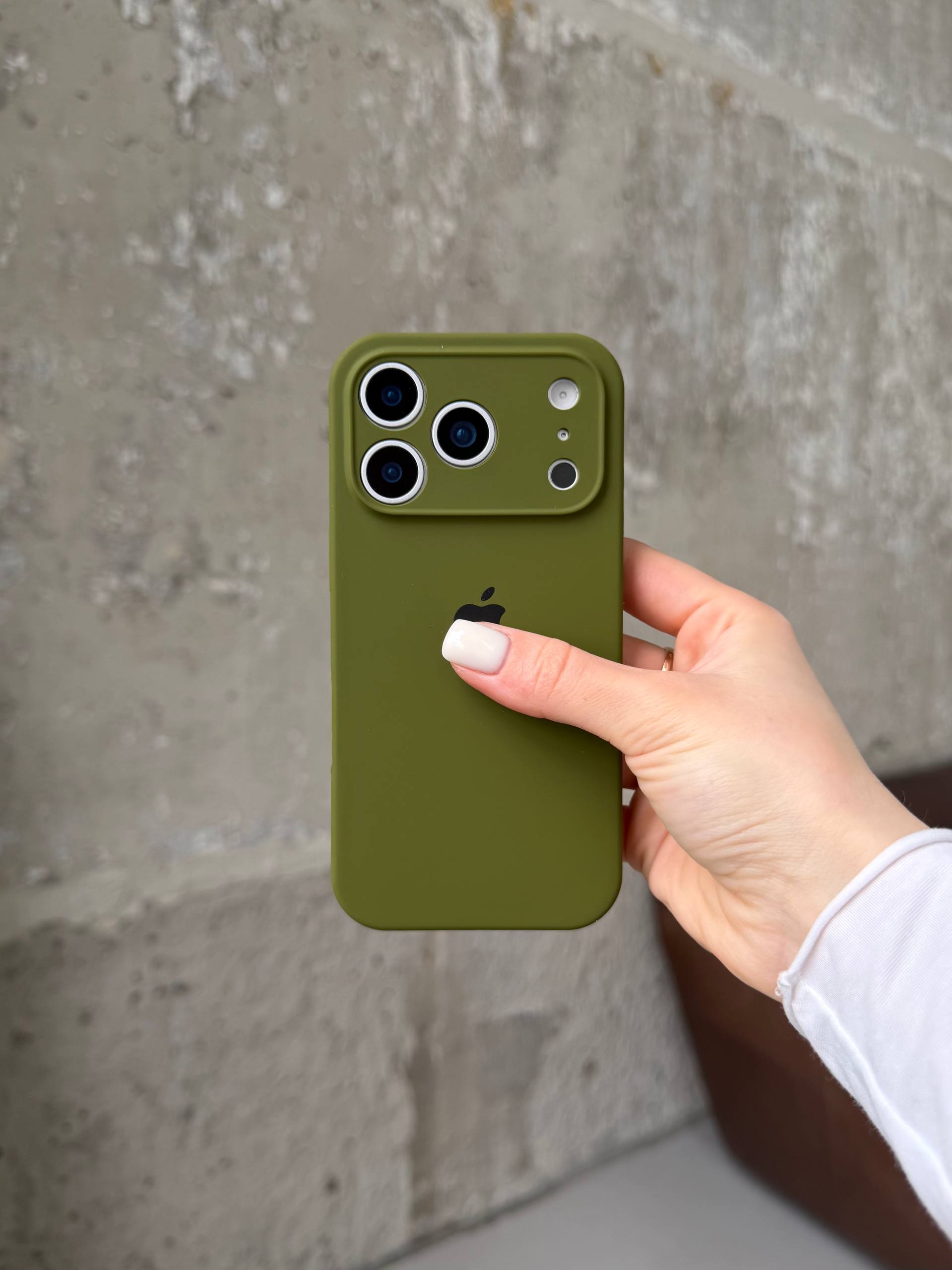 Чохол Silicone case із закритою камерою на iPhone 17 Pro Max Army Green #29