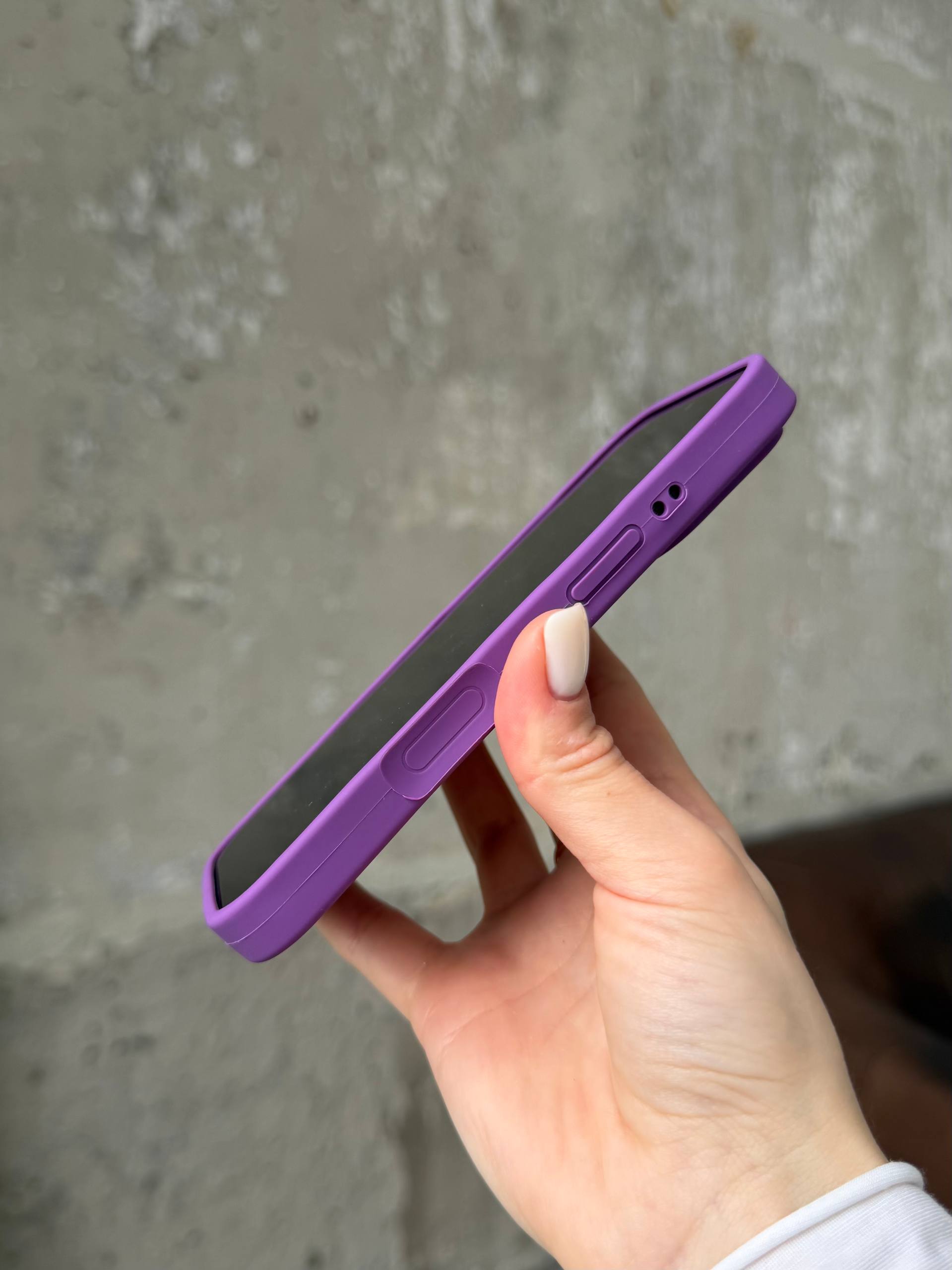 Чехол Silicone case с закрытой камерой на iPhone 17 Pro Grape #19