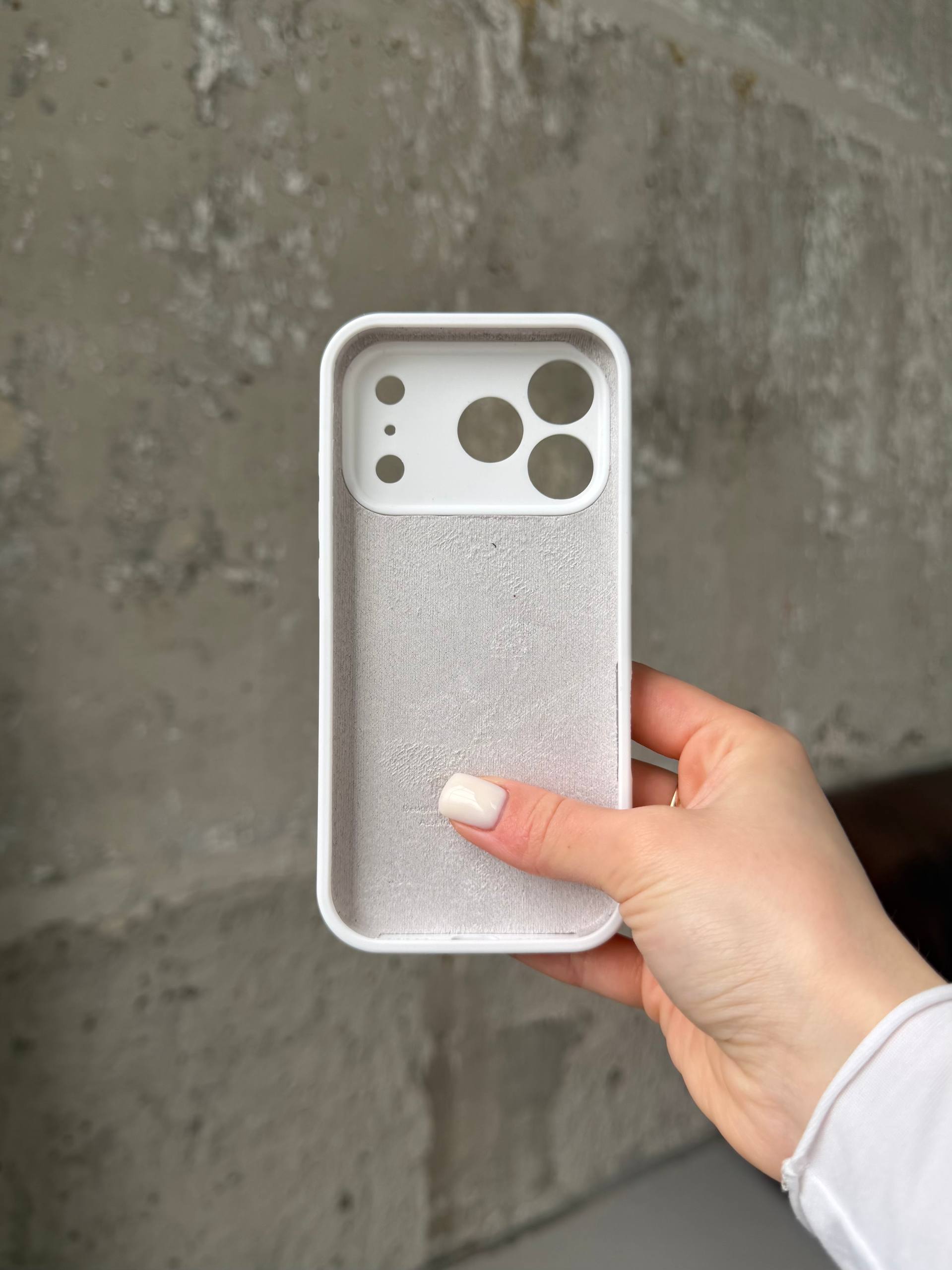 Чехол Silicone case с закрытой камерой для iPhone 17 Pro Max White #08