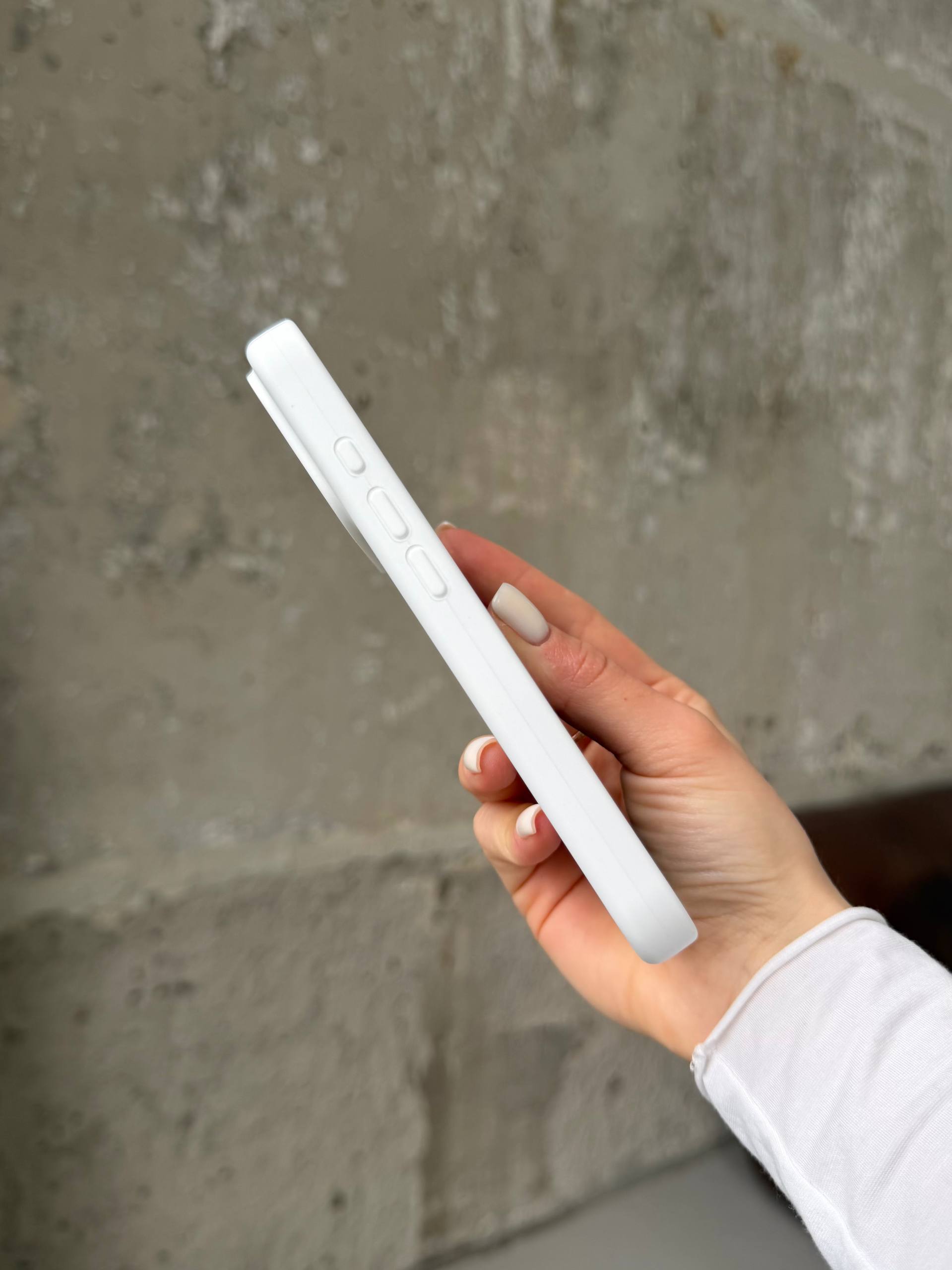 Чехол Silicone case с закрытой камерой для iPhone 17 Pro Max White #08