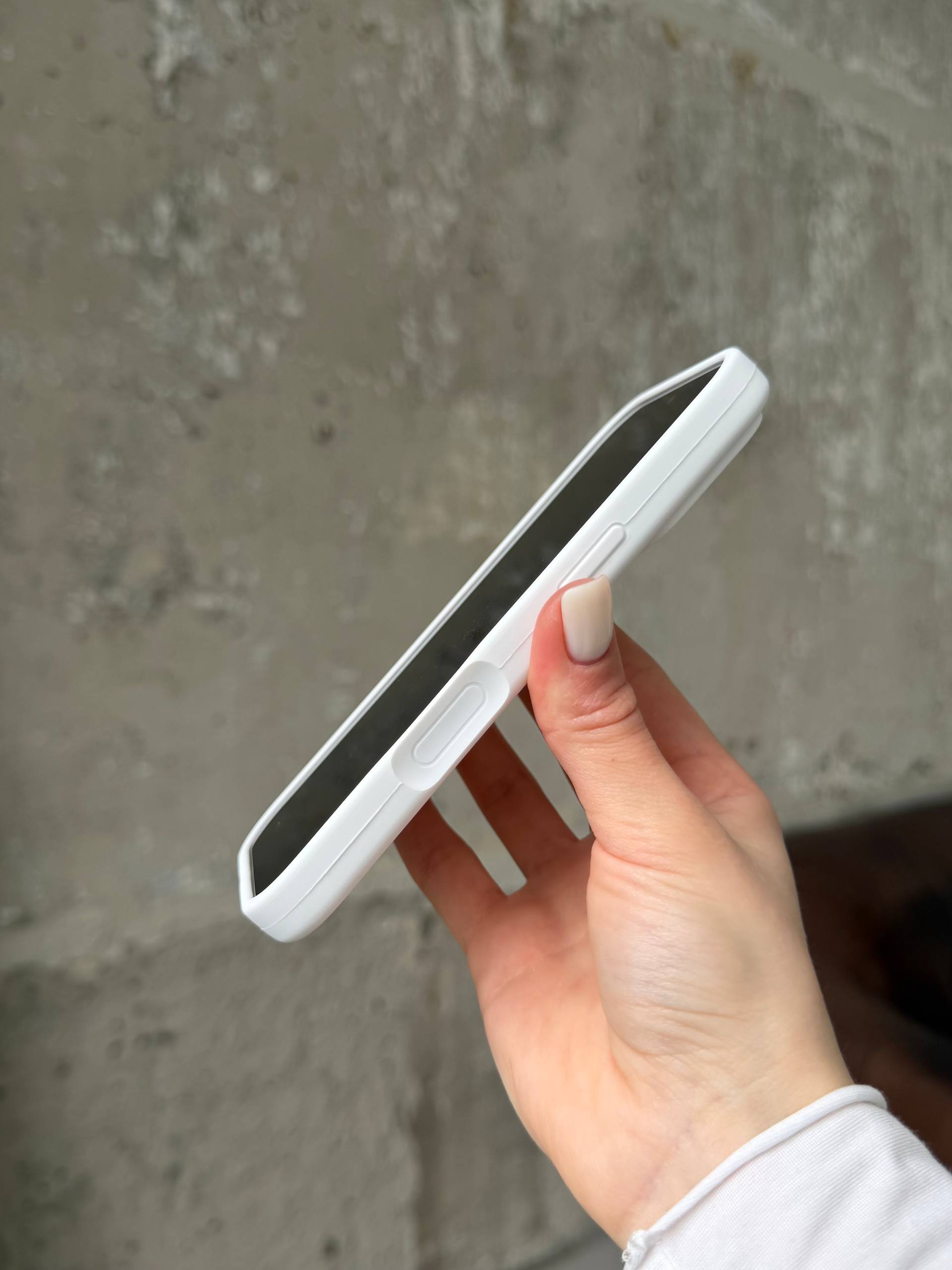 Чехол Silicone case с закрытой камерой для iPhone 17 Pro Max White #08