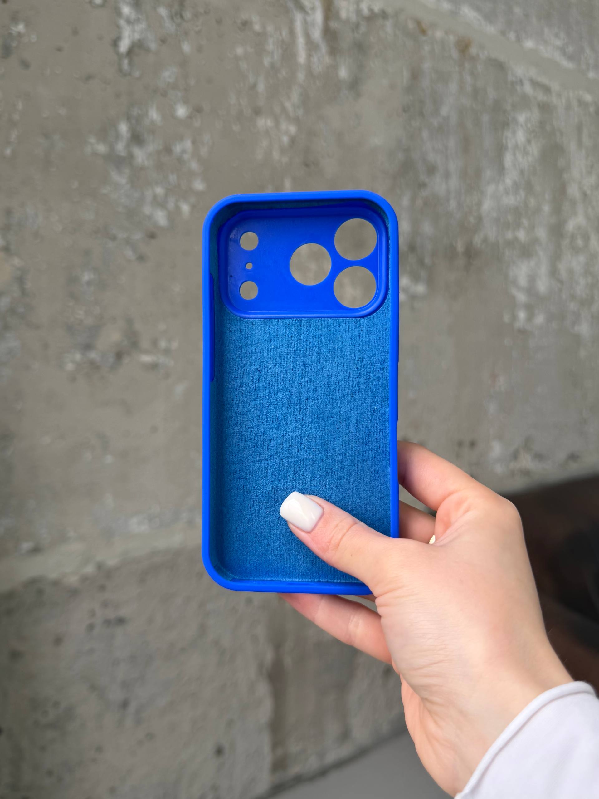 Чохол Silicone case із закритою камерою на iPhone 17 Pro Electric Blue #45