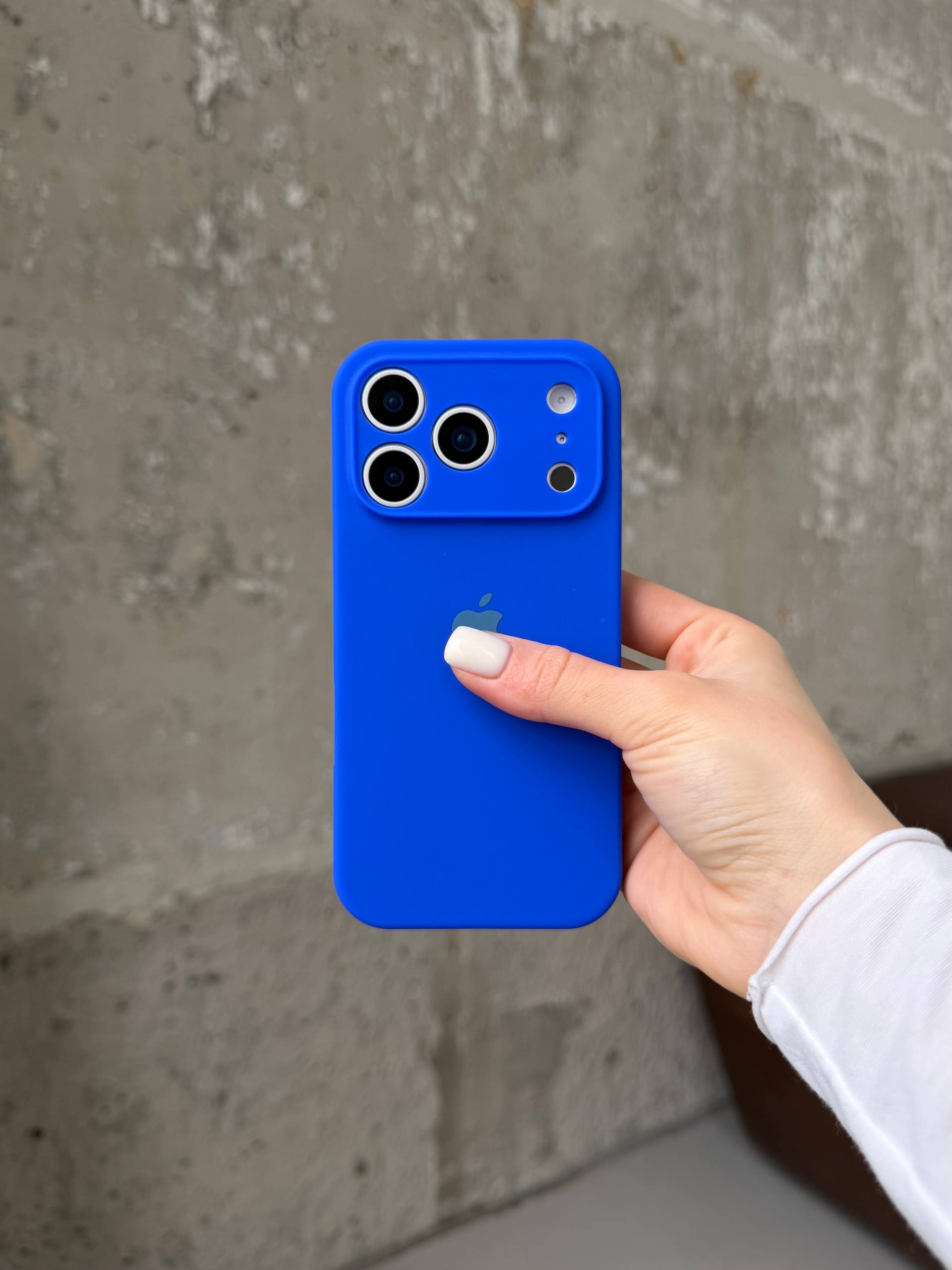 Чохол Silicone case із закритою камерою на iPhone 17 Pro Electric Blue #45