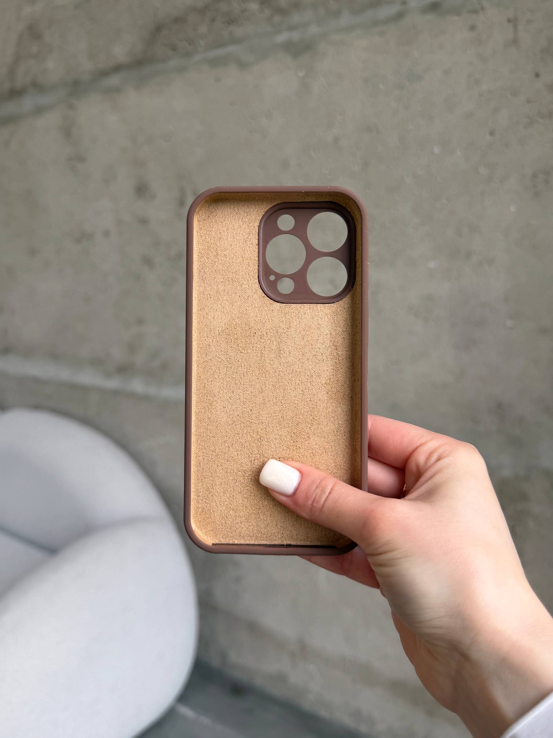 Чехол Silicone case с закрытой камерой на iPhone 14 Pro Max Chocolate #63