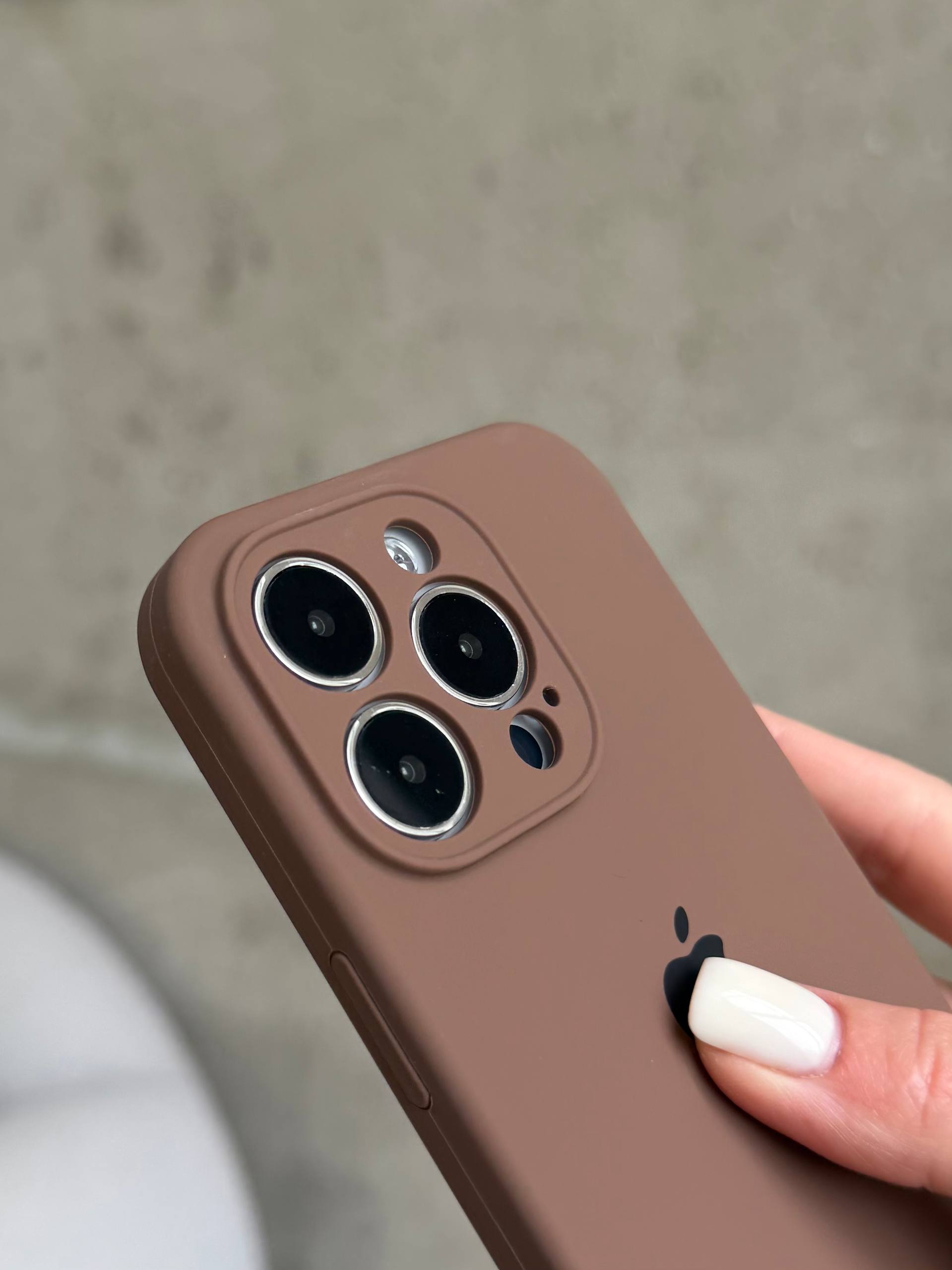 Чехол Silicone case с закрытой камерой на iPhone 14 Pro Max Chocolate #63