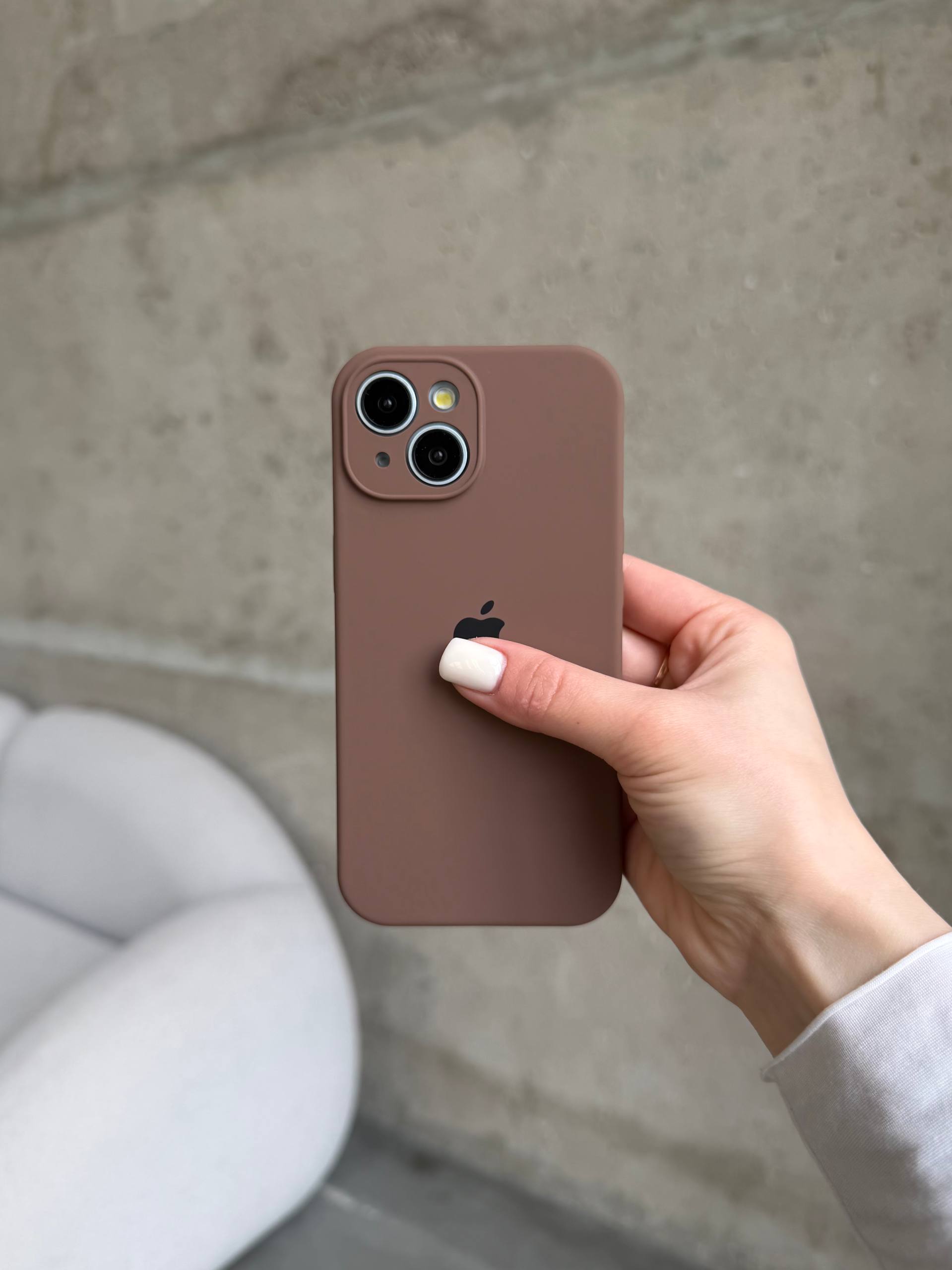 Чохол Silicone case із закритою камерою на iPhone 13 Chocolate #63