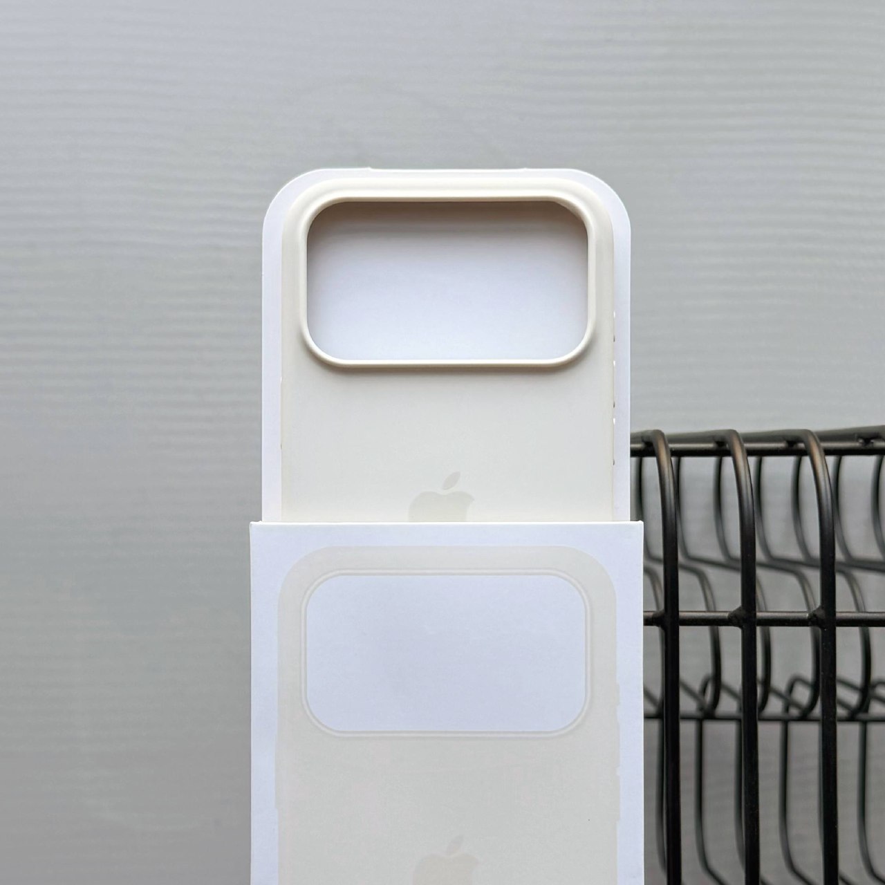 Чохол Silicone case з Magsafe на iPhone 17 Pro Vanilla (09)
