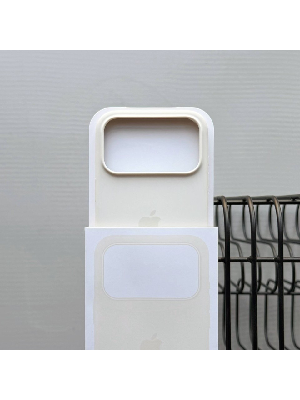 Чохол Silicone case з Magsafe на iPhone 17 Pro Vanilla (09)