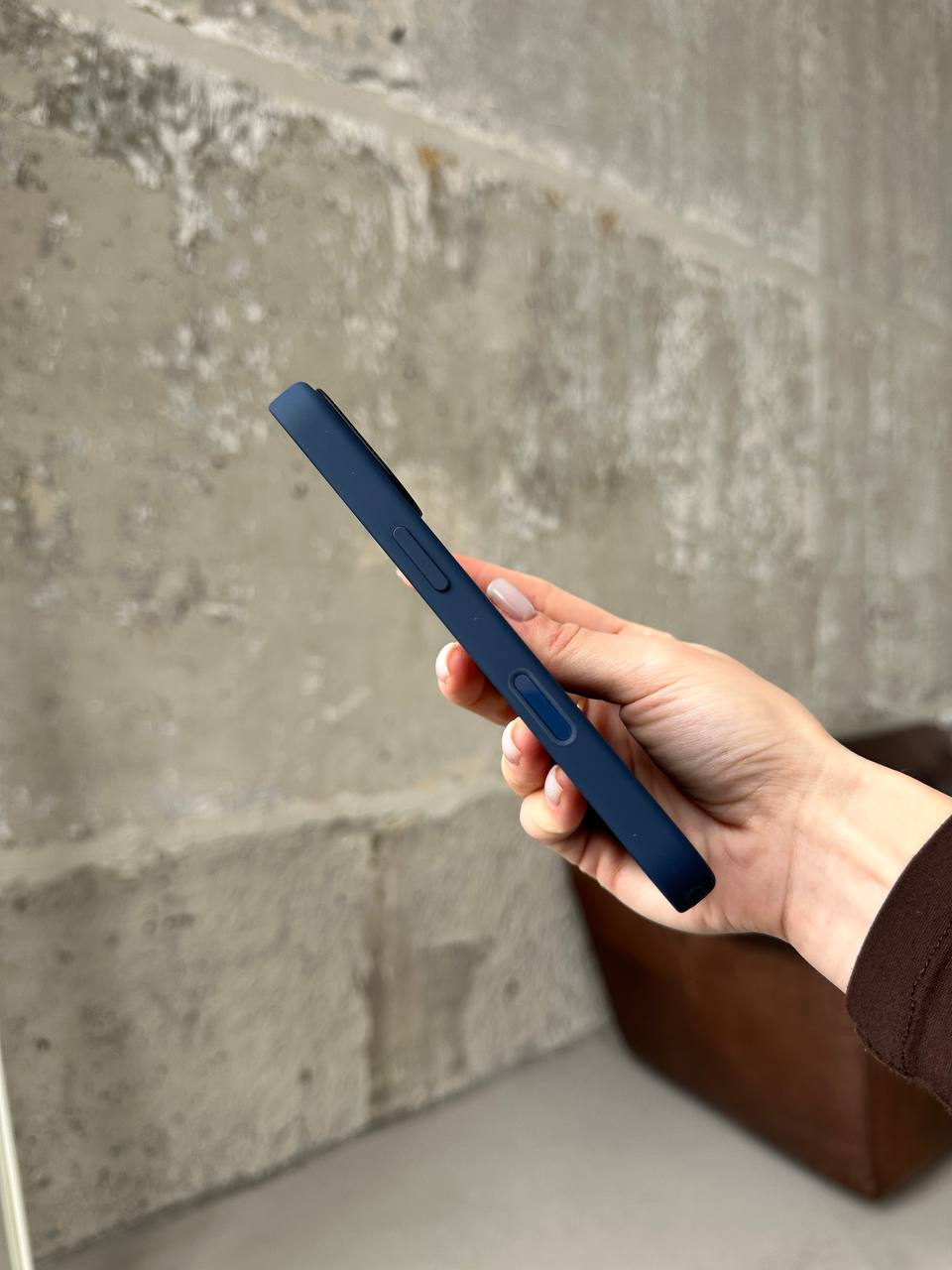 Чохол Silicone case з Magsafe на iPhone 17 Midnight (06)