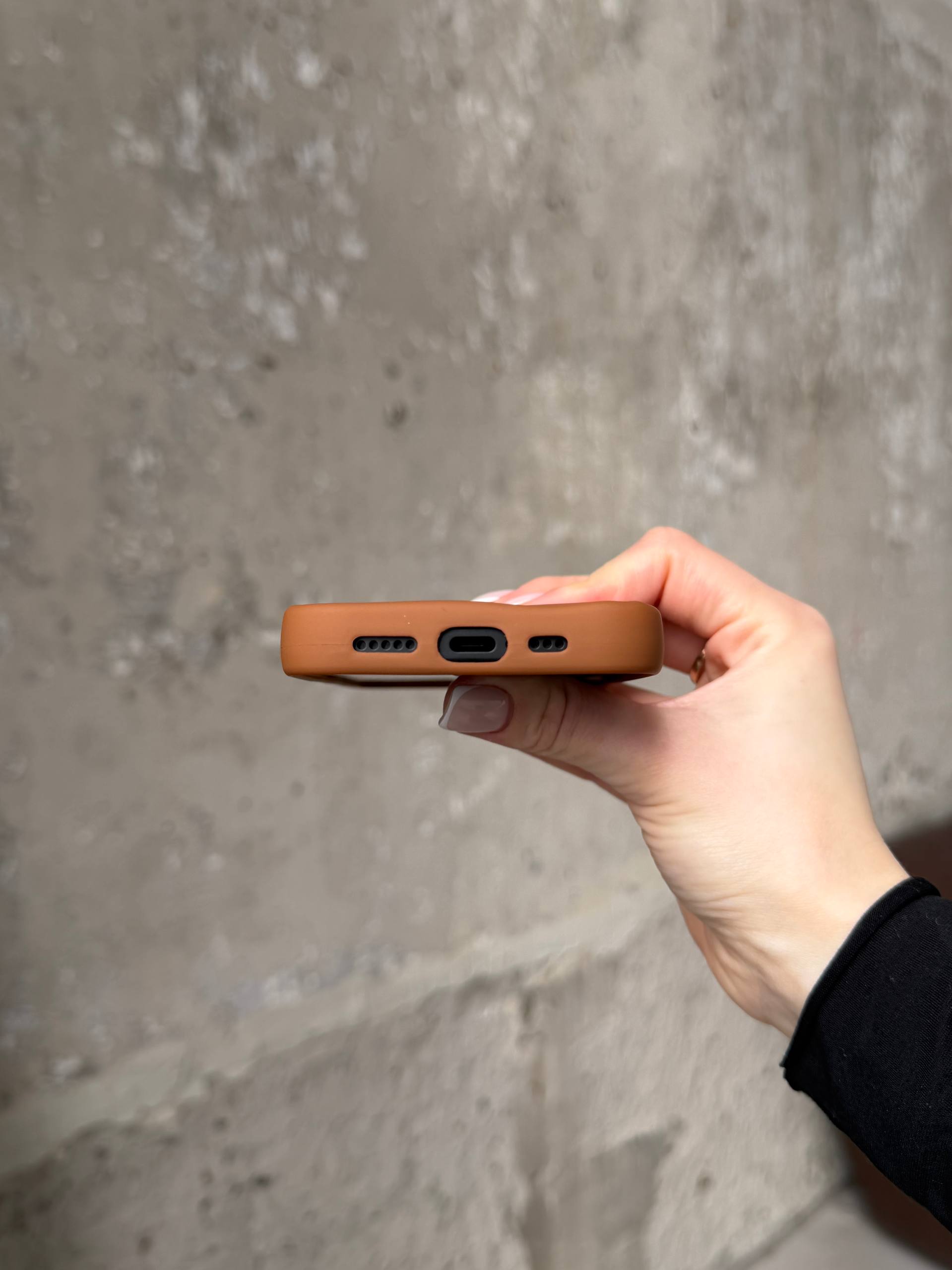 Чохол матовий хвилястий Wave Case на iPhone 16 Brown (03)