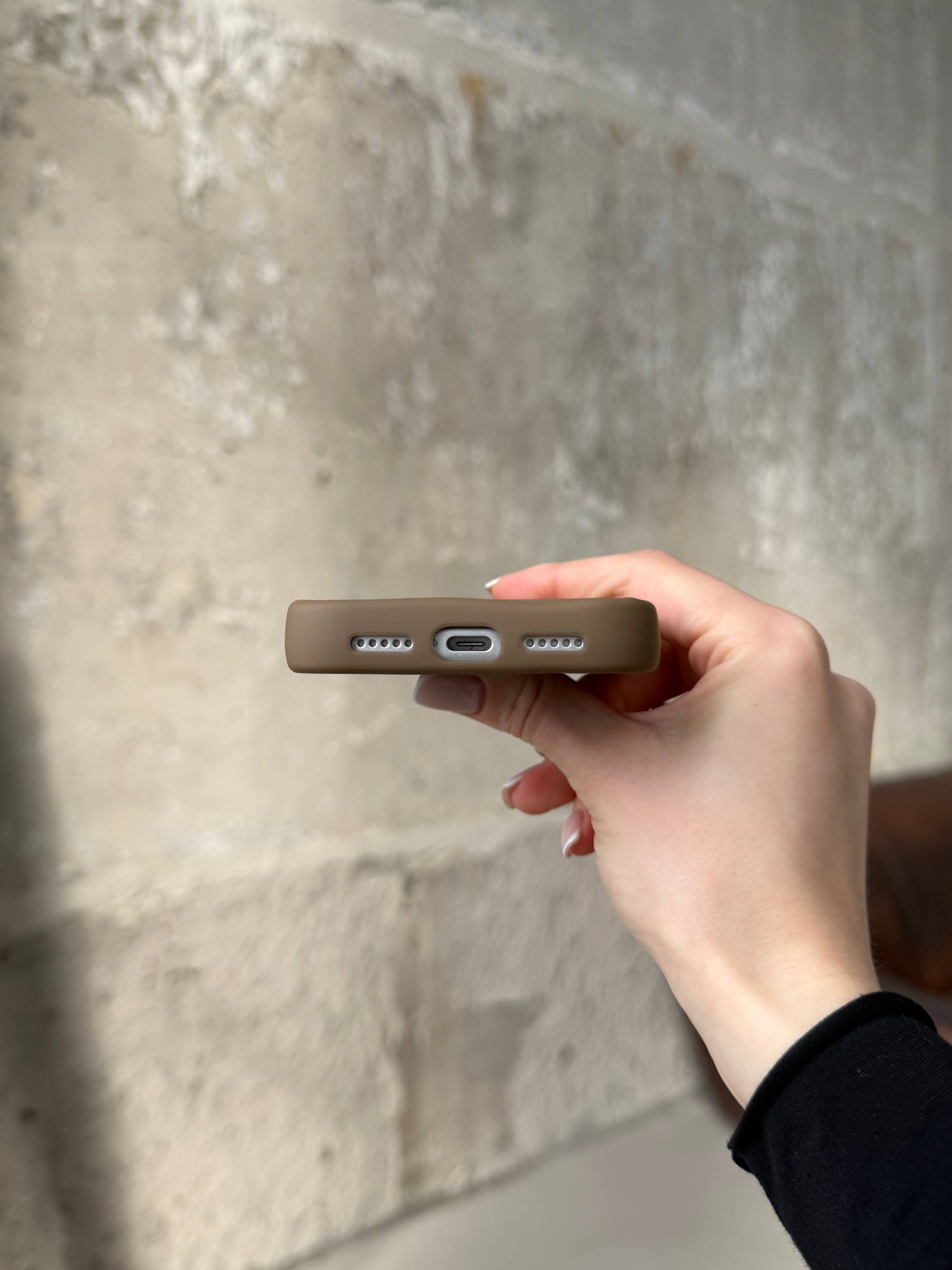 Чохол матовий хвилястий Wave Case на iPhone 17 Pro Milk Chocolate (05)