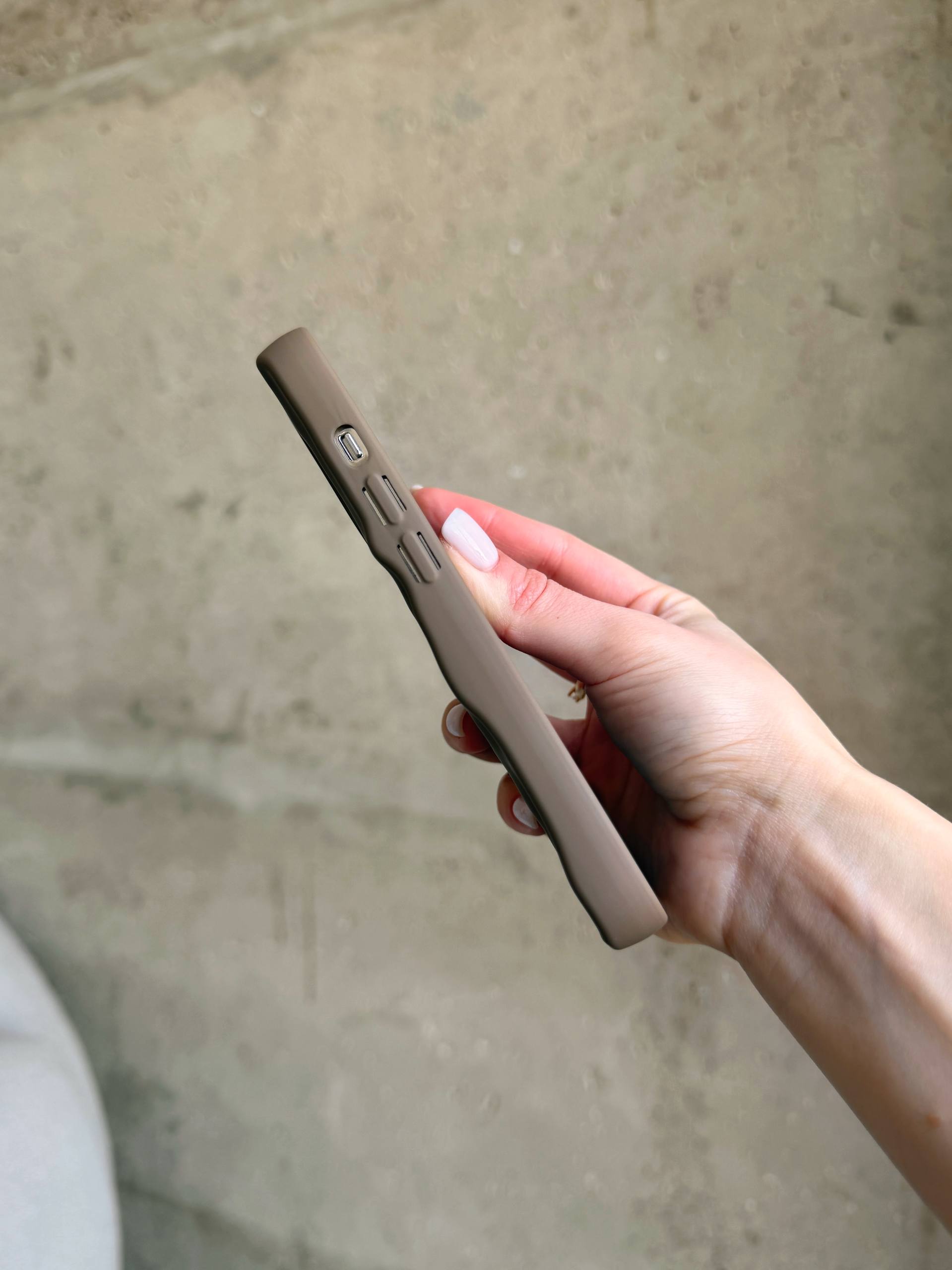 Чохол матовий хвилястий Wave Case на iPhone 12 / 12 Pro Milk Chocolate (05)