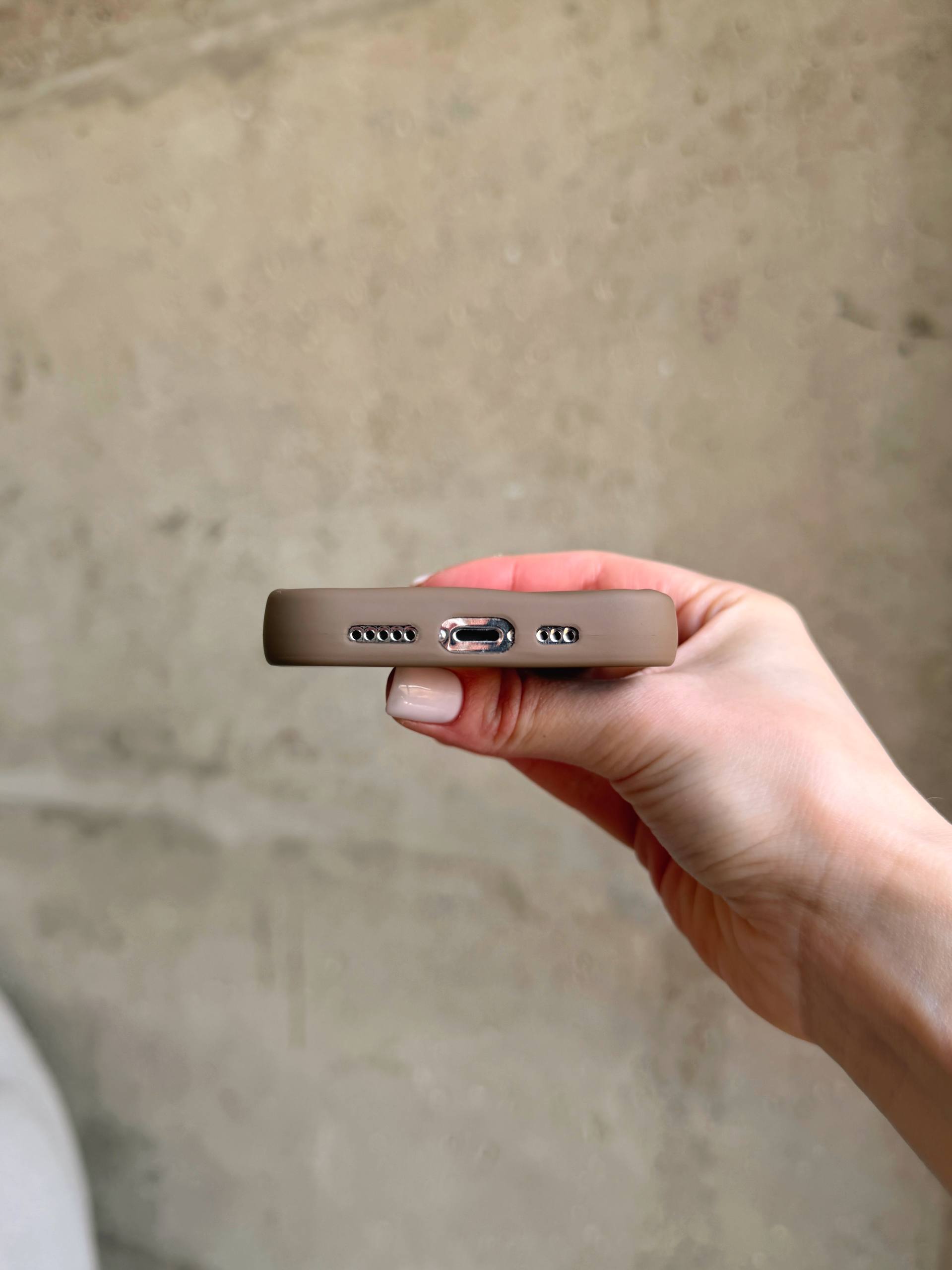 Чохол матовий хвилястий Wave Case на iPhone 12 / 12 Pro Milk Chocolate (05)