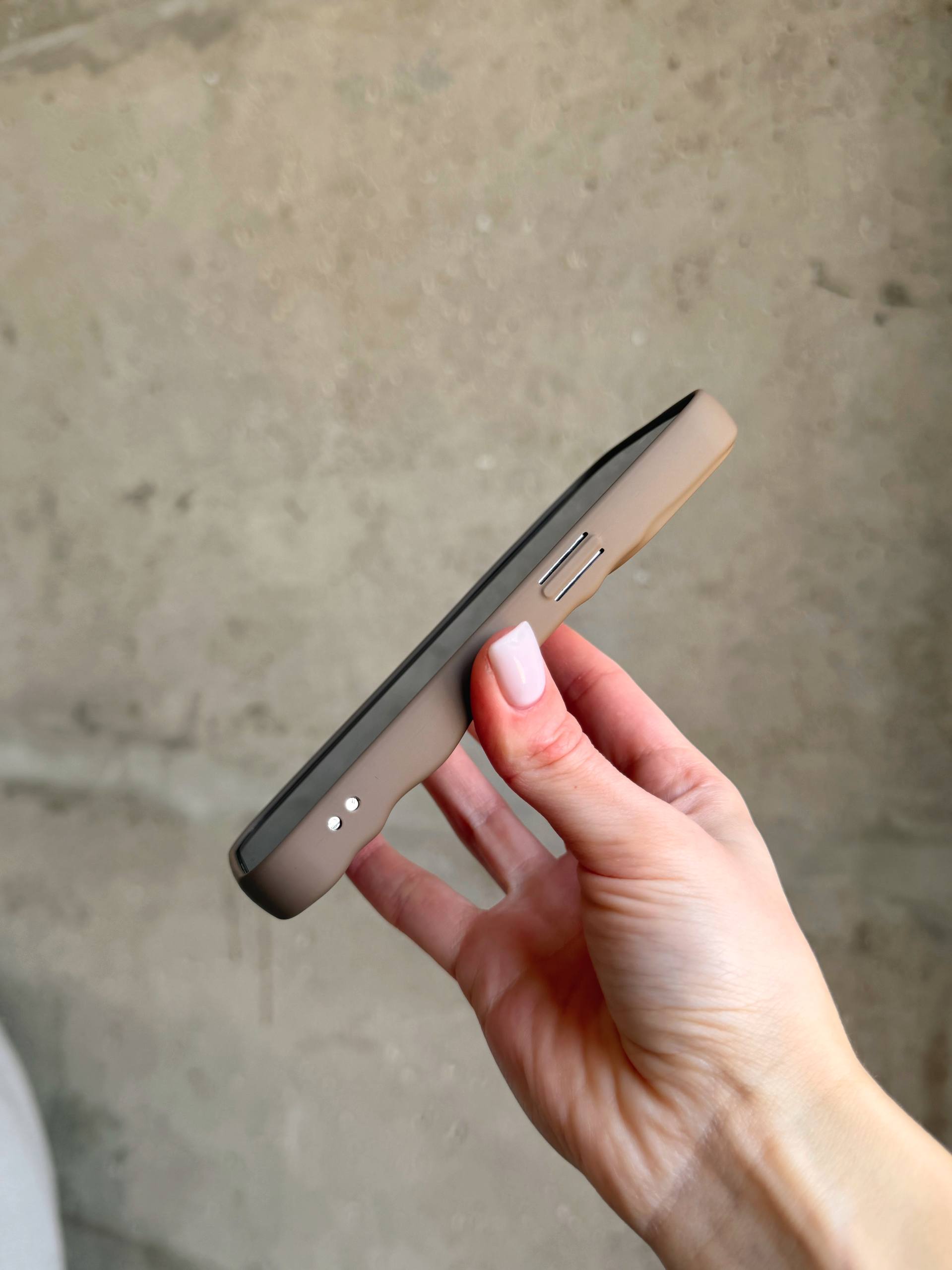 Чохол матовий хвилястий Wave Case на iPhone 12 / 12 Pro Milk Chocolate (05)