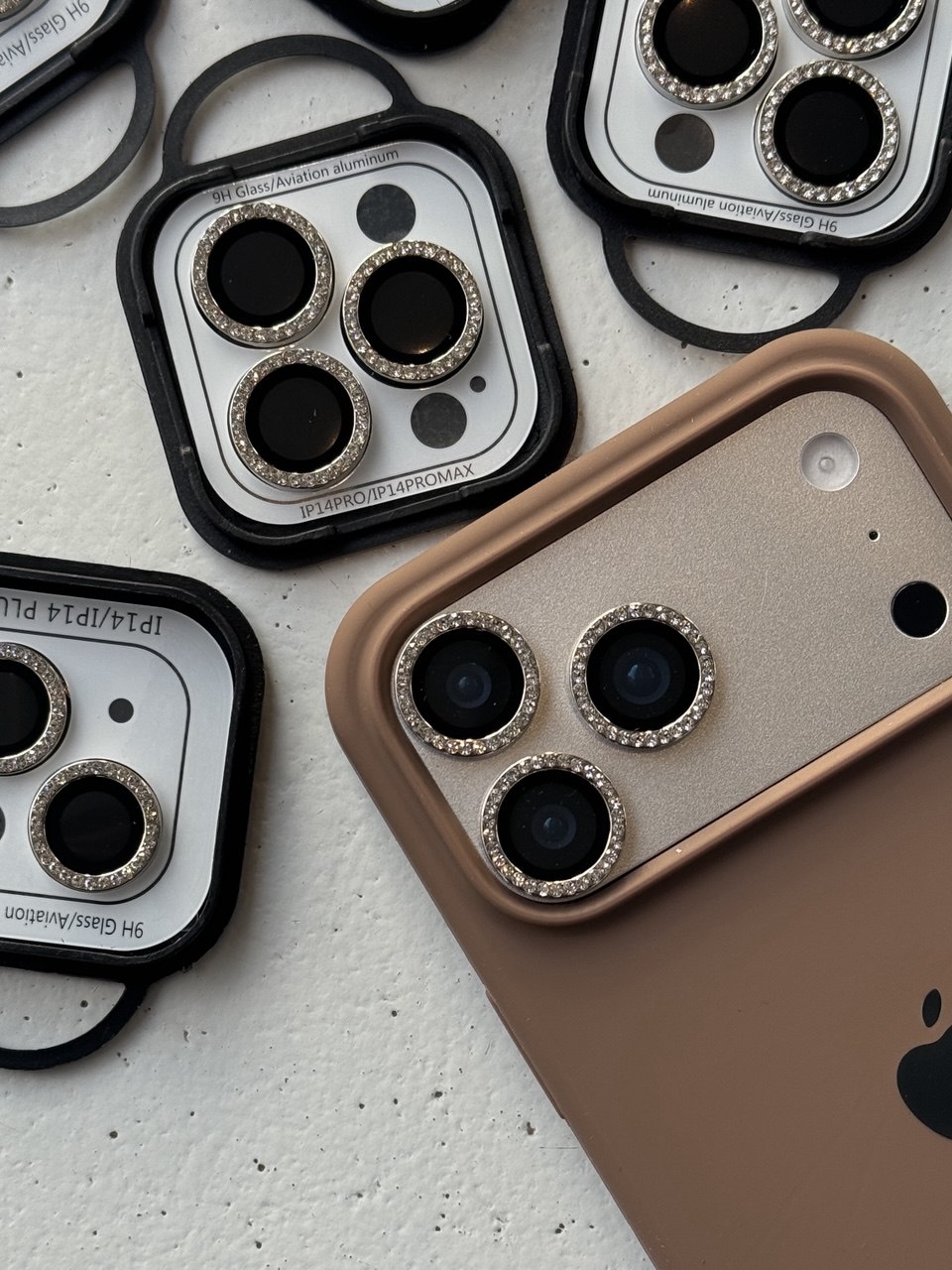 Захисні лінзи з камінчиками на iPhone 17 Air